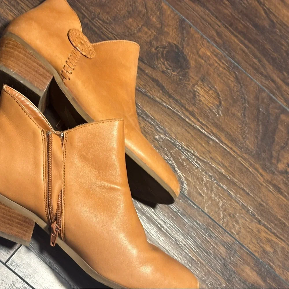 Jack Rogers Peyton Carmel Leather Ankle Booties Women’s Size 9 - Picture 5 of 7